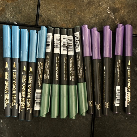 Marvy Brush Markers Opaque (15) - Picture 1 of 9